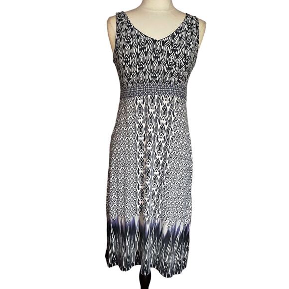 Athleta Midi Dress Sz M Tall Built in Bra Black Batik Print Modal Knit Empire - Picture 1 of 11